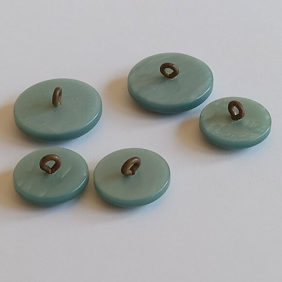 5 Vintage Buttons Retro Shabby Chic Collectible - Picture 4 of 6